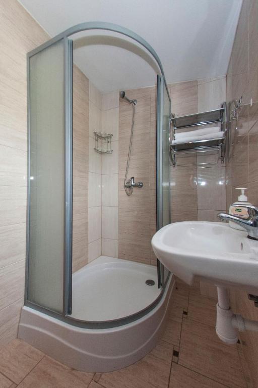 Dom Wczasowy Nadrzecze Bed and Breakfast Brok Rum bild