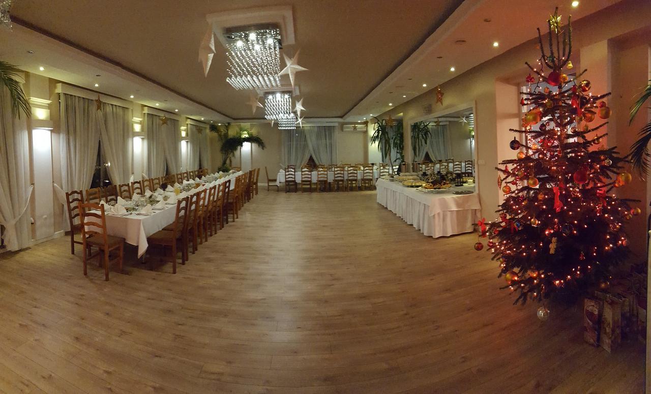 Dom Wczasowy Nadrzecze Bed and Breakfast Brok Exteriör bild